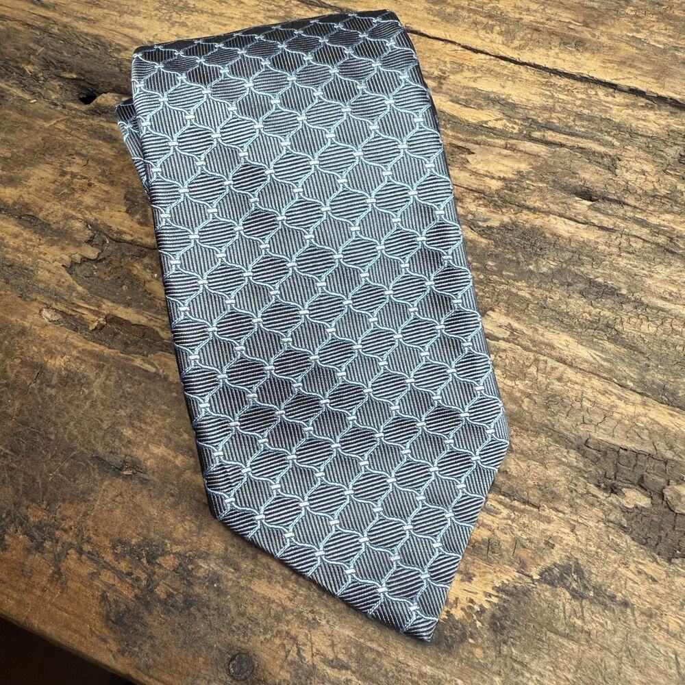 Brooks Brothers 346 Men’s Pure Silk Tie Gray Geometric MADE IN USA